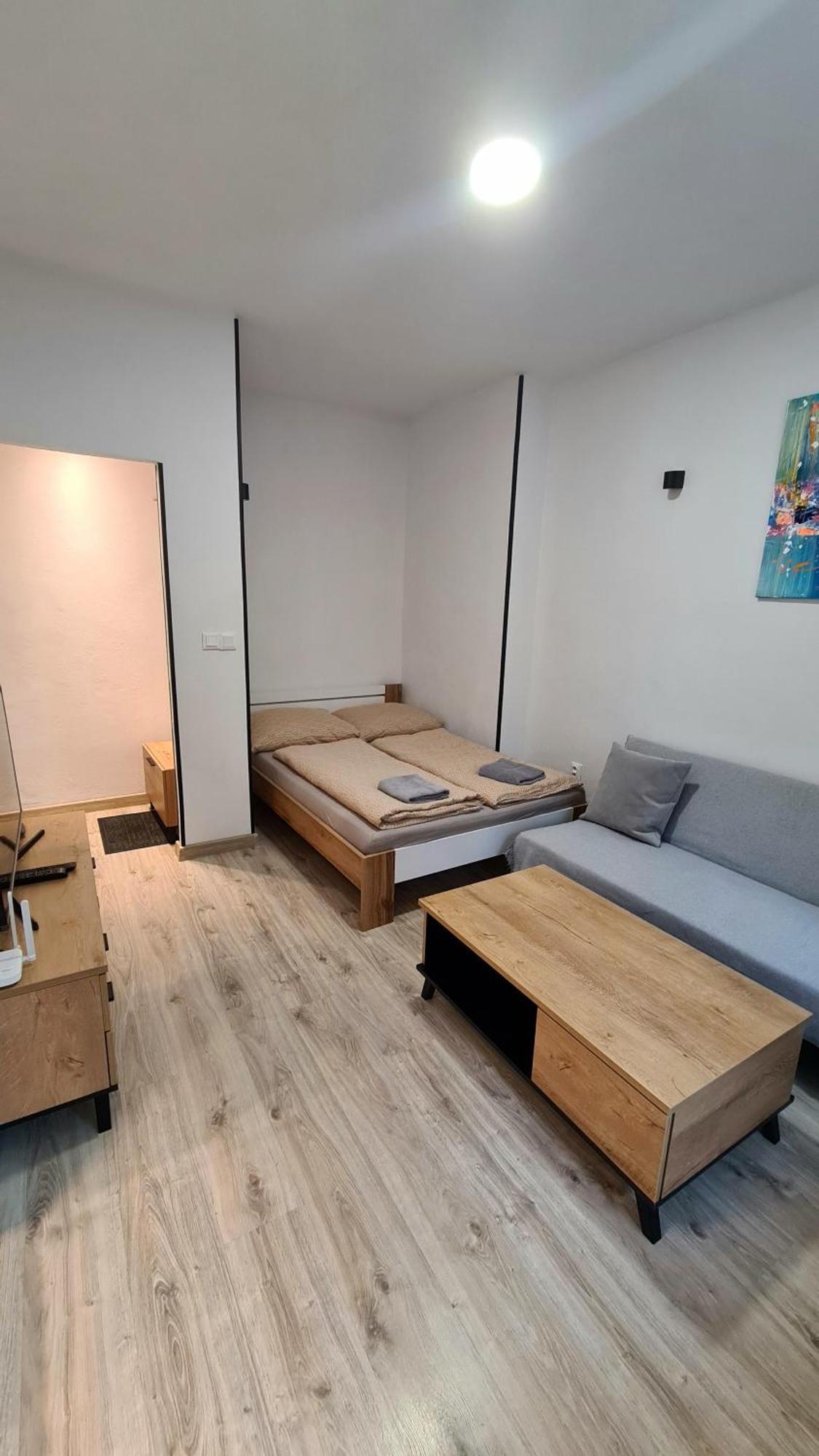 Apartman Bb-Centrum2 Banská Bystrica Buitenkant foto
